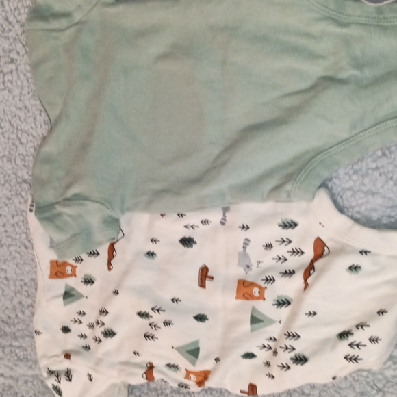 0-3 months 7 short sleeve baby boy  onesies - Picture 6 of 10